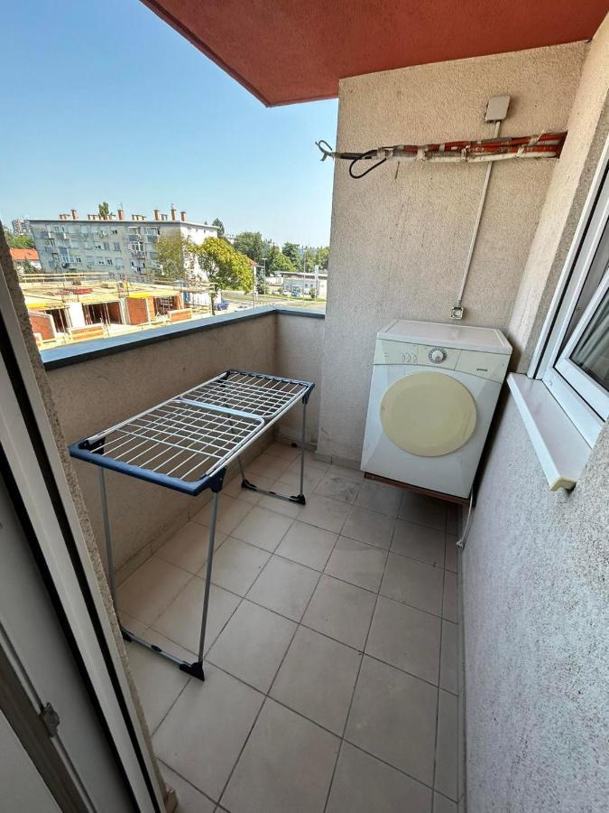 Apartman Jagoda วาราชดีน ภายนอก รูปภาพ