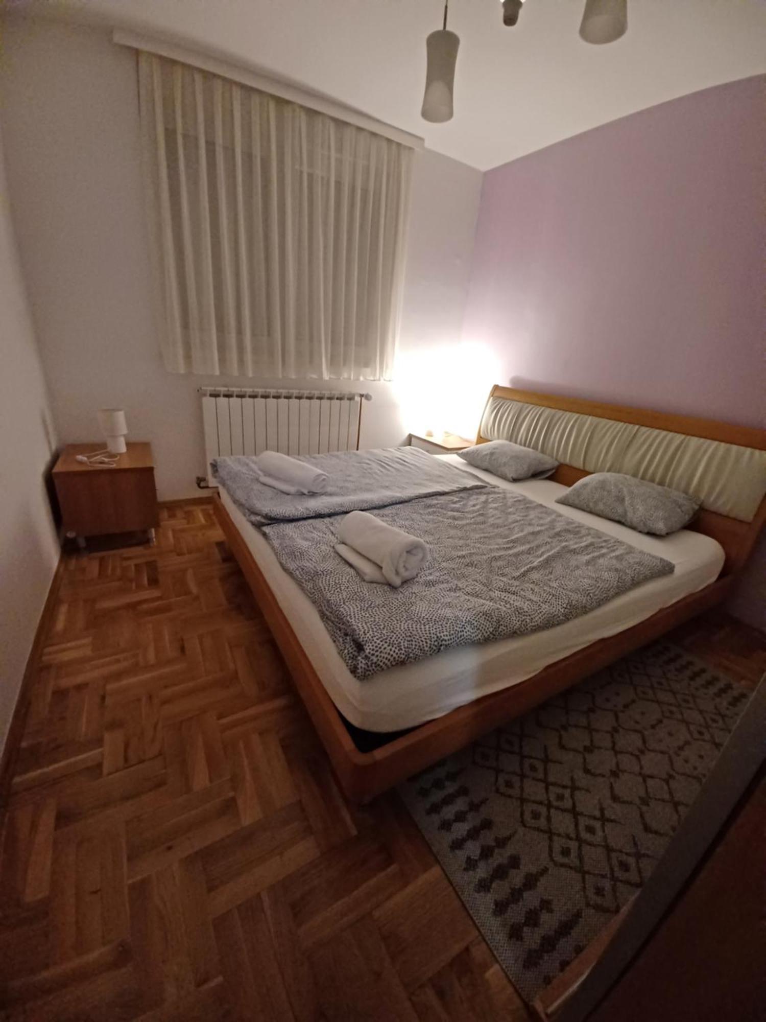 Apartman Jagoda วาราชดีน ภายนอก รูปภาพ